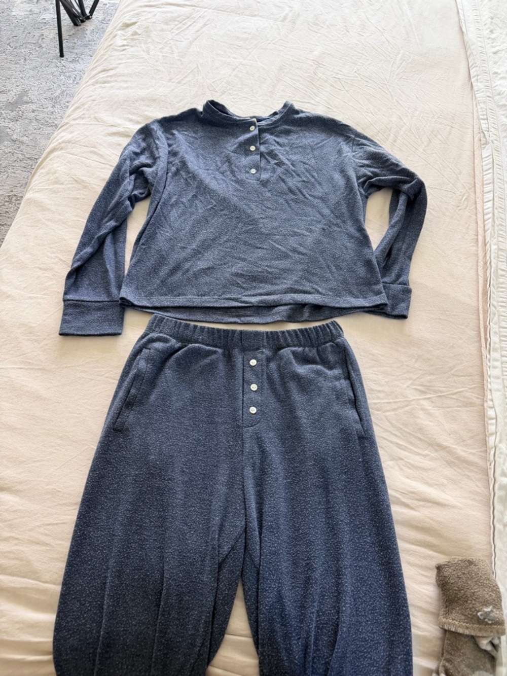 Donni Cozy Long-Sleeve Lounge Set in Navy- S